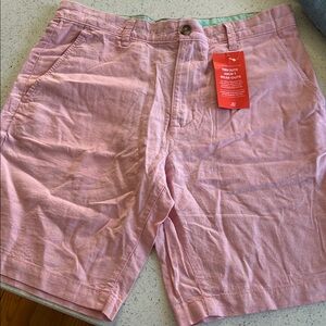 Men’s Flat-Front Cotton Shorts in Light Pink